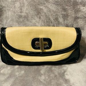 EUC White House black market. Clutch